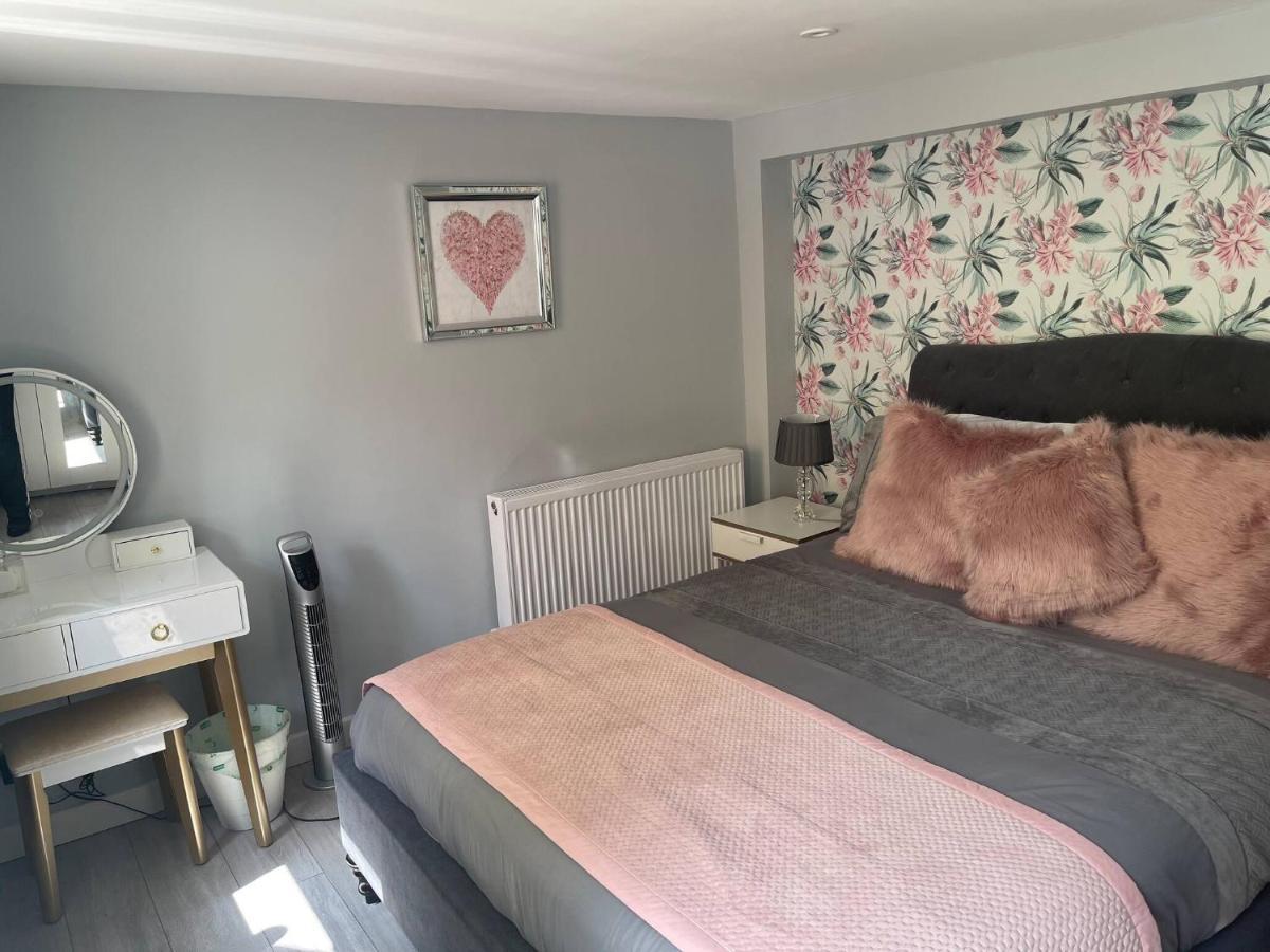 Appartement Entire 2 Bed Flat With Garden, Located Near Beach à Hove Extérieur photo