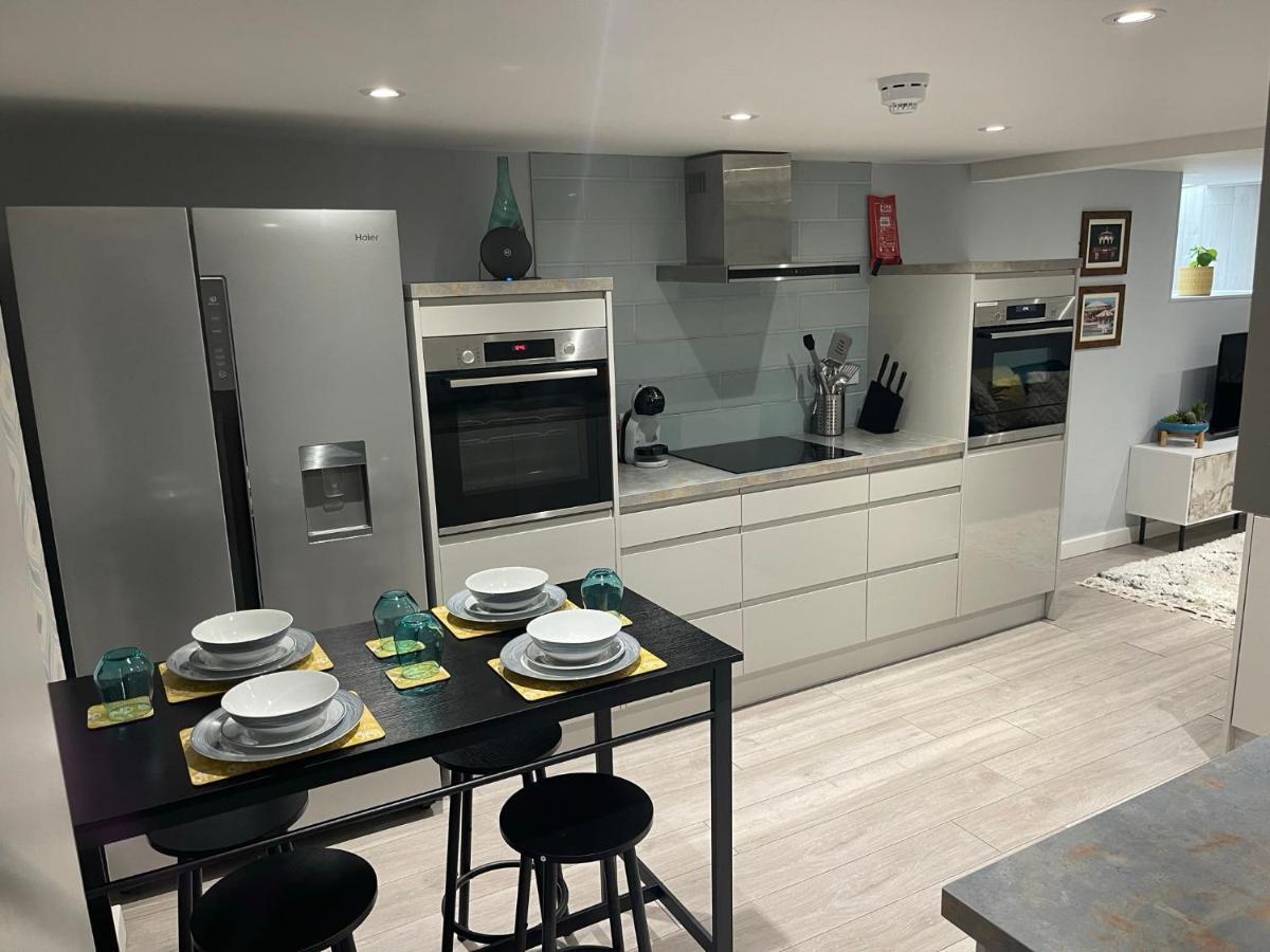 Appartement Entire 2 Bed Flat With Garden, Located Near Beach à Hove Extérieur photo